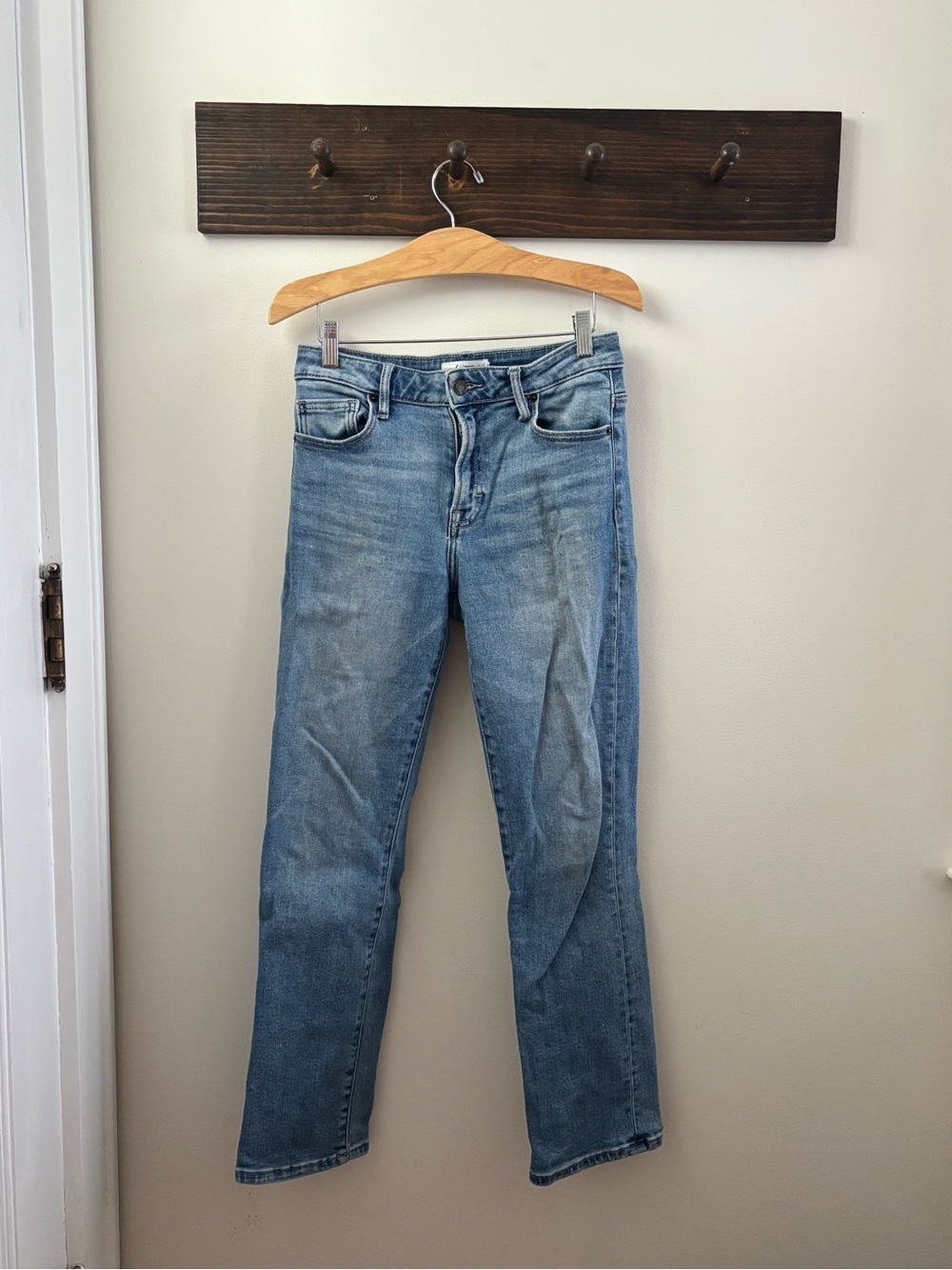 Carly Jean Los Angeles Bailey Jeans Size 27 - Straight Leg Jeans